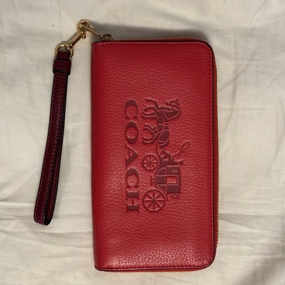 Coach Tote 27 Red Embossed Leather Tote and Wallet - Picture 11 of 14